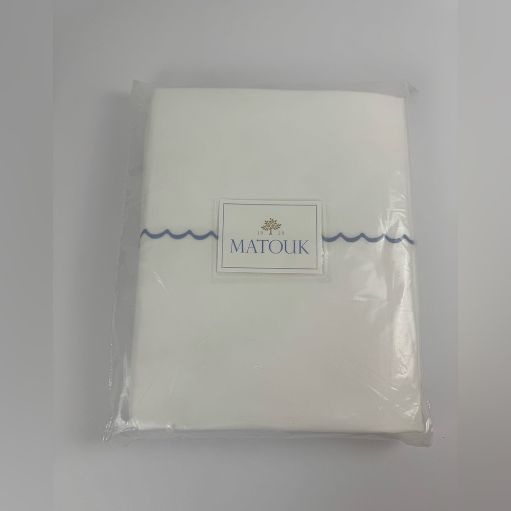 Matouk Astrid Cotton Percale King Duvet Cover Set White/Azure Blue - NWT $800